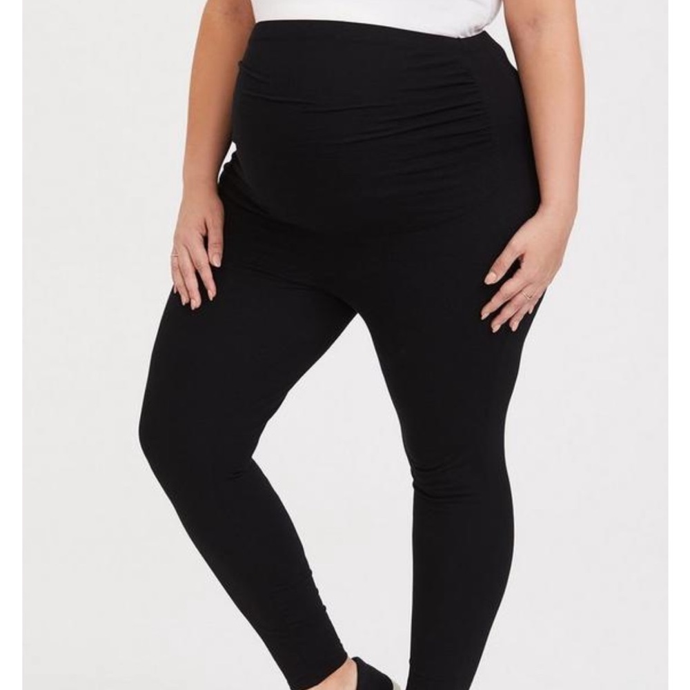 Maternity Premium Leggings in Black